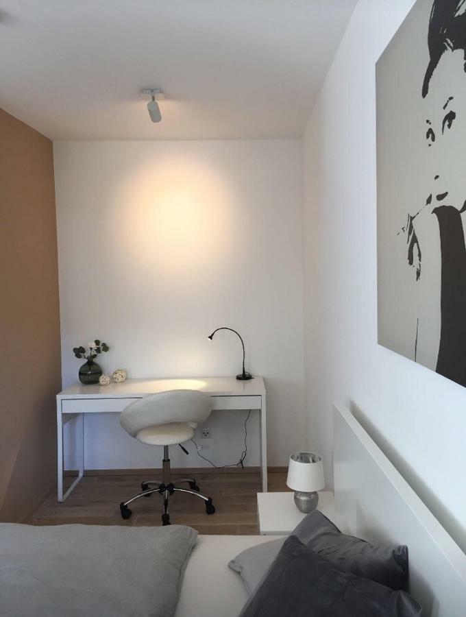 Koblenz Sued Exklusive Und Zentrale Designer Wohnung Exteriör bild